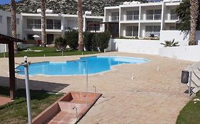 Akamandos 76